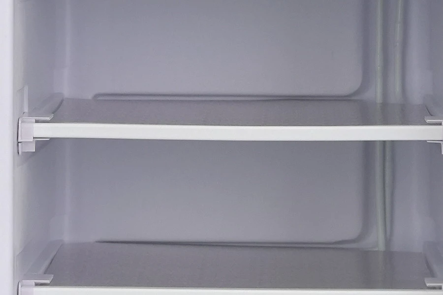 Close view of one freezing plate inside the BD-198-7