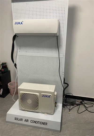 product-1-1 KF-70GWS indoor and outdoor unit pair on a display stand